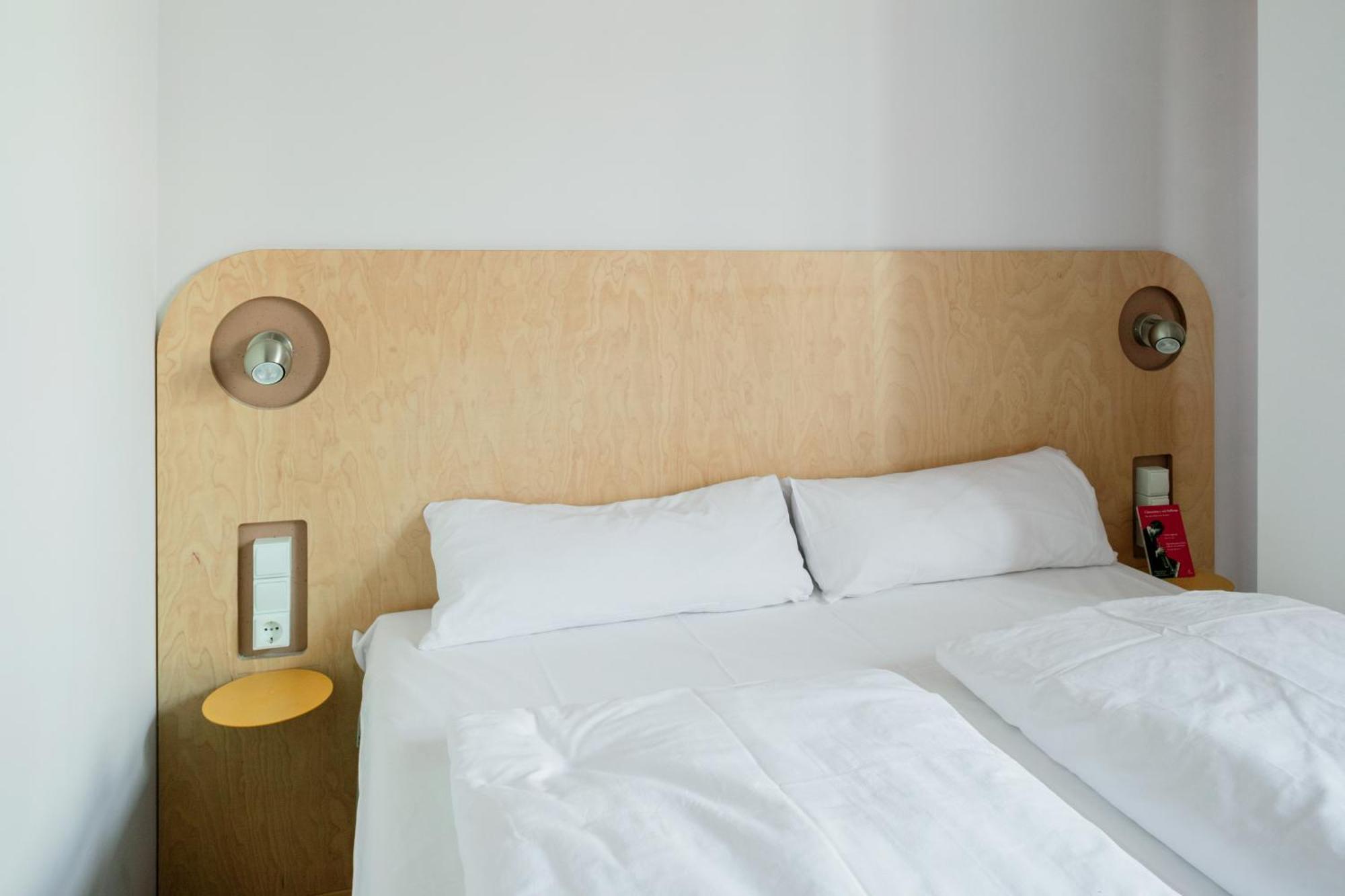 Flattering Aparthotel